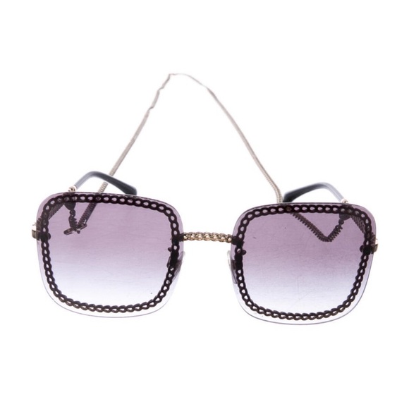 100% authentic CC logo Chanel square sunglasses on a chain - Picture 4 of 4